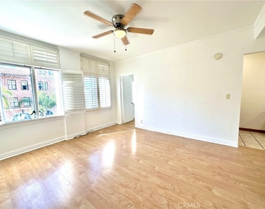 140 Linden Avenue - Photo Thumbnail 3