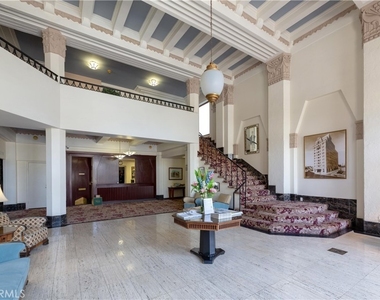 140 Linden Avenue - Photo Thumbnail 2