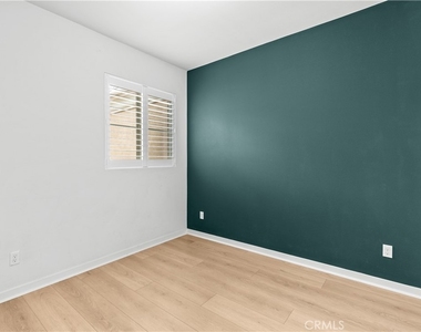 604 White Oaks - Photo Thumbnail 22