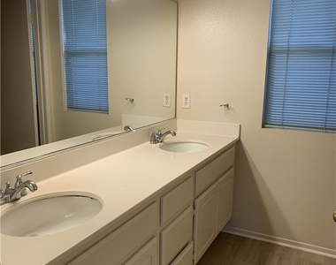 6515 Chapman Drive - Photo Thumbnail 15