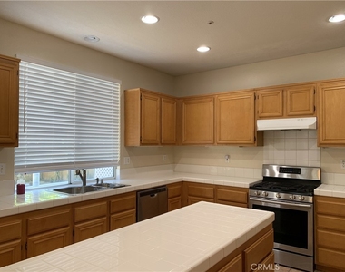 6515 Chapman Drive - Photo Thumbnail 8