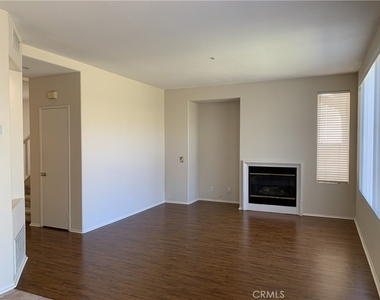 6515 Chapman Drive - Photo Thumbnail 3