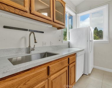 1410 Peppertree - Photo Thumbnail 10