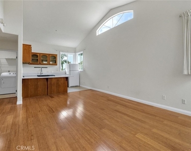 1410 Peppertree - Photo Thumbnail 4