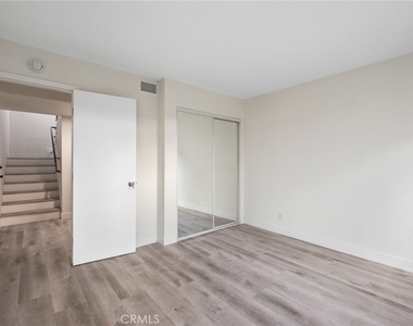 845 2nd Street - Photo Thumbnail 17