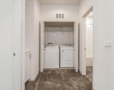 2143 Element Way - Photo Thumbnail 4