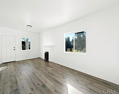 2040 Earl Street - Photo Thumbnail 6