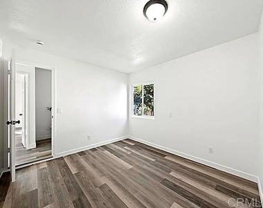 2040 Earl Street - Photo Thumbnail 20