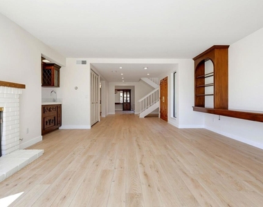 2714 Claray Drive - Photo Thumbnail 10