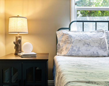 529 N Hill Avenue - Photo Thumbnail 8