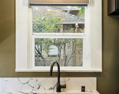 529 N Hill Avenue - Photo Thumbnail 5