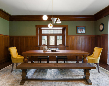 529 N Hill Avenue - Photo Thumbnail 2