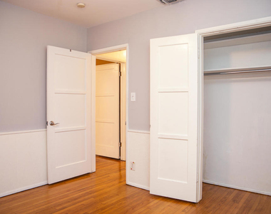 7601 Flight Avenue - Photo Thumbnail 27