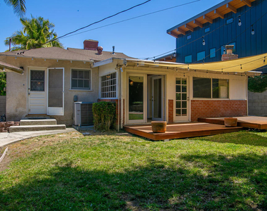 7601 Flight Avenue - Photo Thumbnail 32