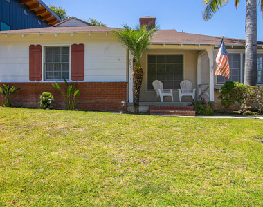7601 Flight Avenue - Photo Thumbnail 1