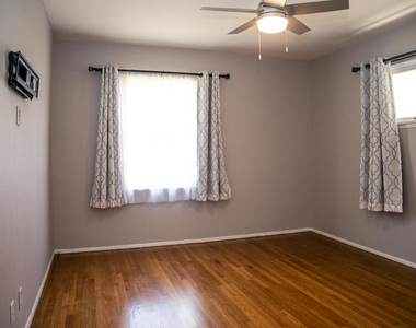 7601 Flight Avenue - Photo Thumbnail 19