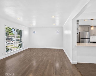 2860 Pacific - Photo Thumbnail 5