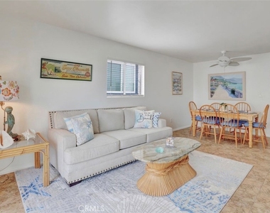 517 Monterey Lane - Photo Thumbnail 5