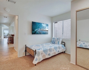 517 Monterey Lane - Photo Thumbnail 18