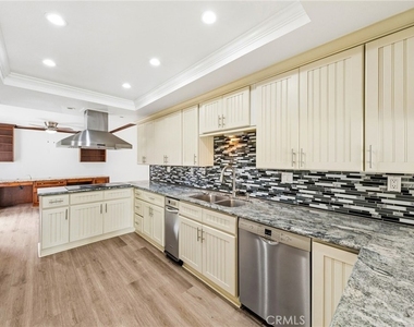16114 Tortola Circle - Photo Thumbnail 10