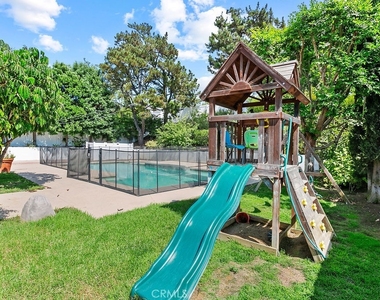 10942 Harrogate Place - Photo Thumbnail 22