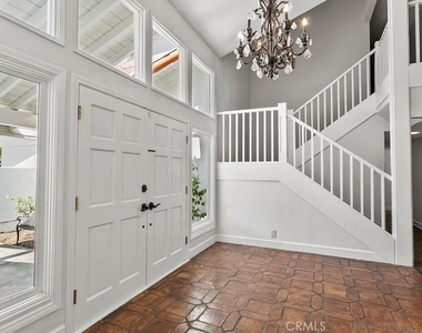 10942 Harrogate Place - Photo Thumbnail 4