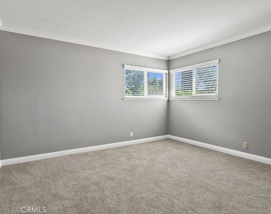 10942 Harrogate Place - Photo Thumbnail 16