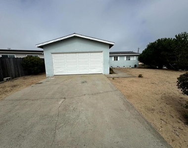 487 Larson Court - Photo Thumbnail 1