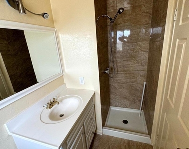 487 Larson Court - Photo Thumbnail 16