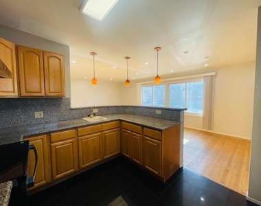 4250 Callan Boulevard - Photo Thumbnail 10