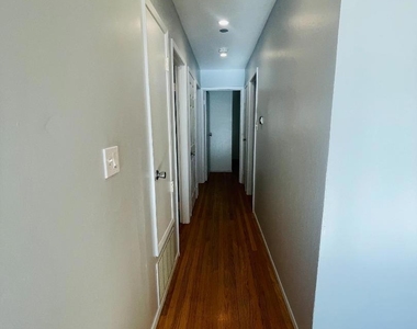 4250 Callan Boulevard - Photo Thumbnail 18