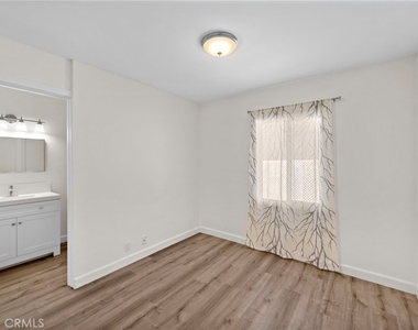 334 N Coast - Photo Thumbnail 8