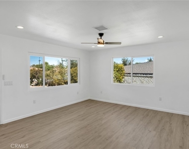 15153 Prado Court - Photo Thumbnail 8