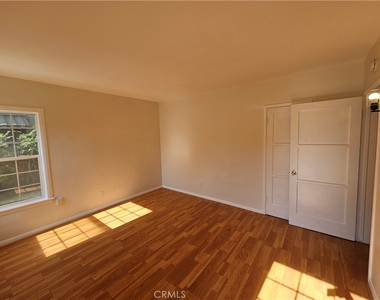 1512 N Pershing - Photo Thumbnail 7