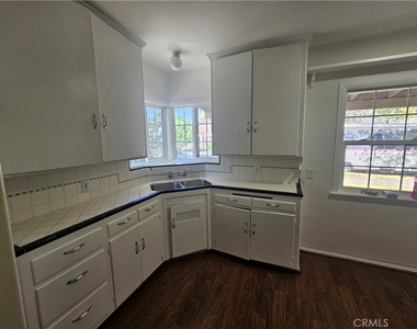 1512 N Pershing - Photo Thumbnail 9