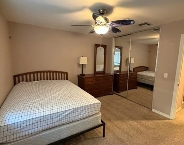 1200 E Highland - Photo Thumbnail 13