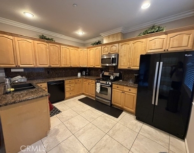 1200 E Highland - Photo Thumbnail 7