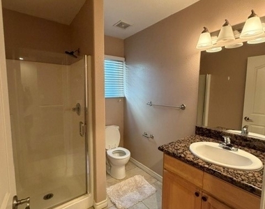 1200 E Highland - Photo Thumbnail 10