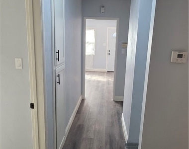 1498 Powell Way - Photo Thumbnail 16