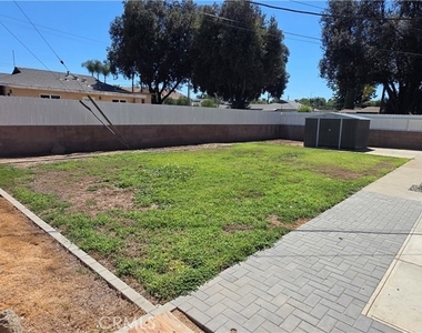 1498 Powell Way - Photo Thumbnail 19