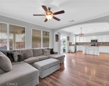 33310 Wallace Way - Photo Thumbnail 7