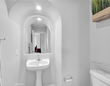 33310 Wallace Way - Photo Thumbnail 10