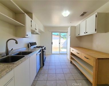 12694 Valley View Street - Photo Thumbnail 3