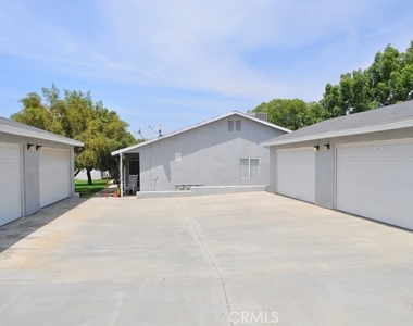 12694 Valley View Street - Photo Thumbnail 15
