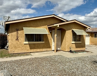 2364 San Padre Avenue - Photo Thumbnail 1