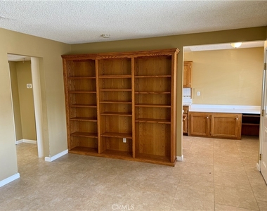 2364 San Padre Avenue - Photo Thumbnail 7