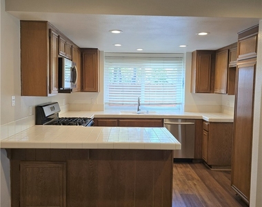 951 Inn Keeper Lane - Photo Thumbnail 3