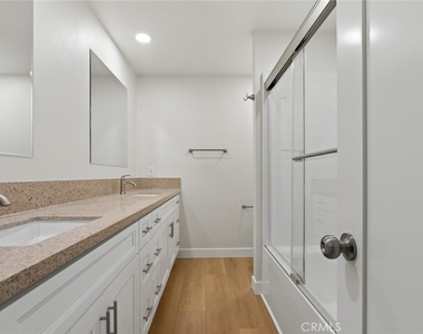 2963 Elgin Drive - Photo Thumbnail 16