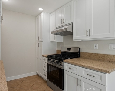2963 Elgin Drive - Photo Thumbnail 4