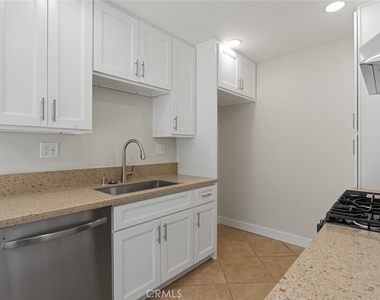 2963 Elgin Drive - Photo Thumbnail 3